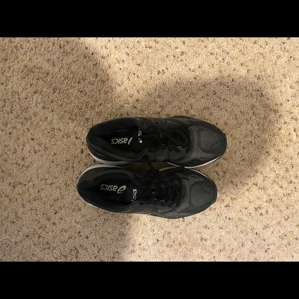 Gently worn ASICS running shoes, size 6.5